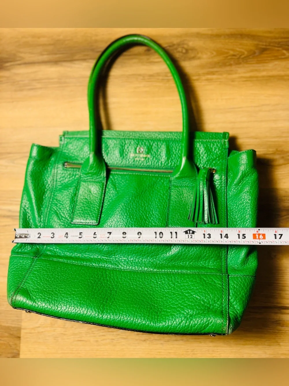 Kate Spade New York Green Pebbled Leather Tote Purse Tassel